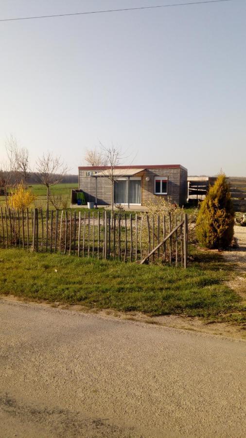Вилла La Halte Villeret Экстерьер фото